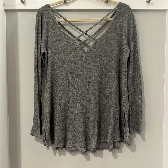 Cross Front Long Sleeve - Picture 4 of 4